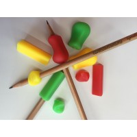 PENCIL GRIPS ------(9pz) - “DAMMIunaMANO”  - 10 confezioni (tot. 90pz)